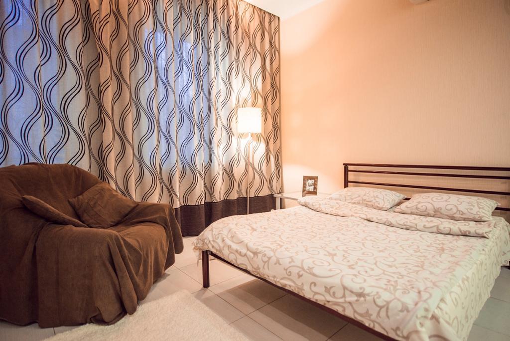 Studio Ember At Maidan Konstytutsii Harkiv Dış mekan fotoğraf