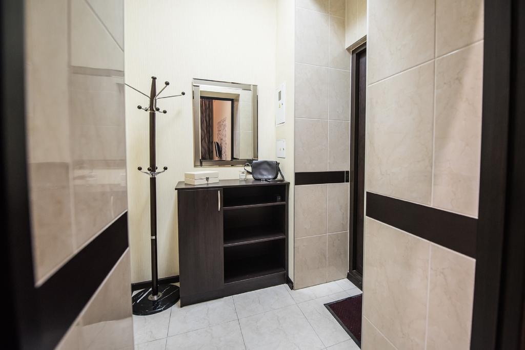 Studio Ember At Maidan Konstytutsii Harkiv Dış mekan fotoğraf